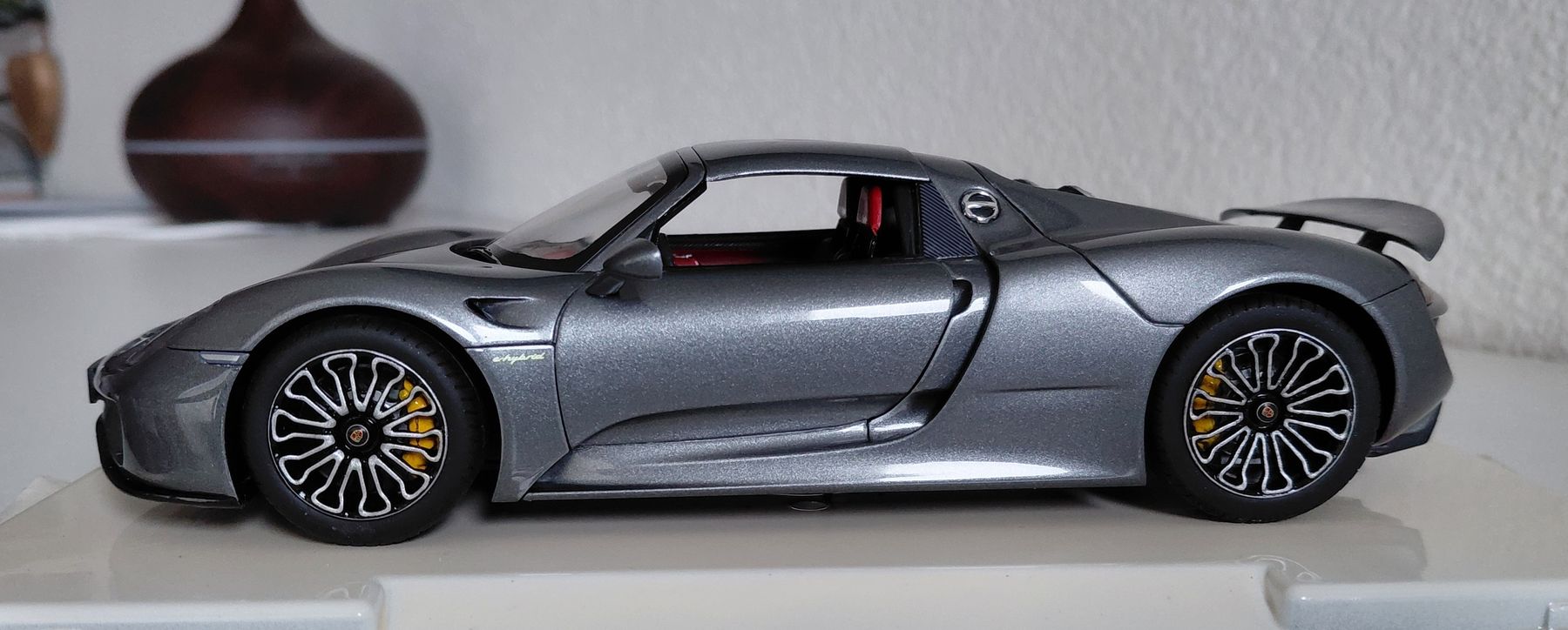 Revell Modellini d'auto: Porsche 918 Spyder – Nuovo (secondo la descrizione) da Bottenwil venduto da Toyscout