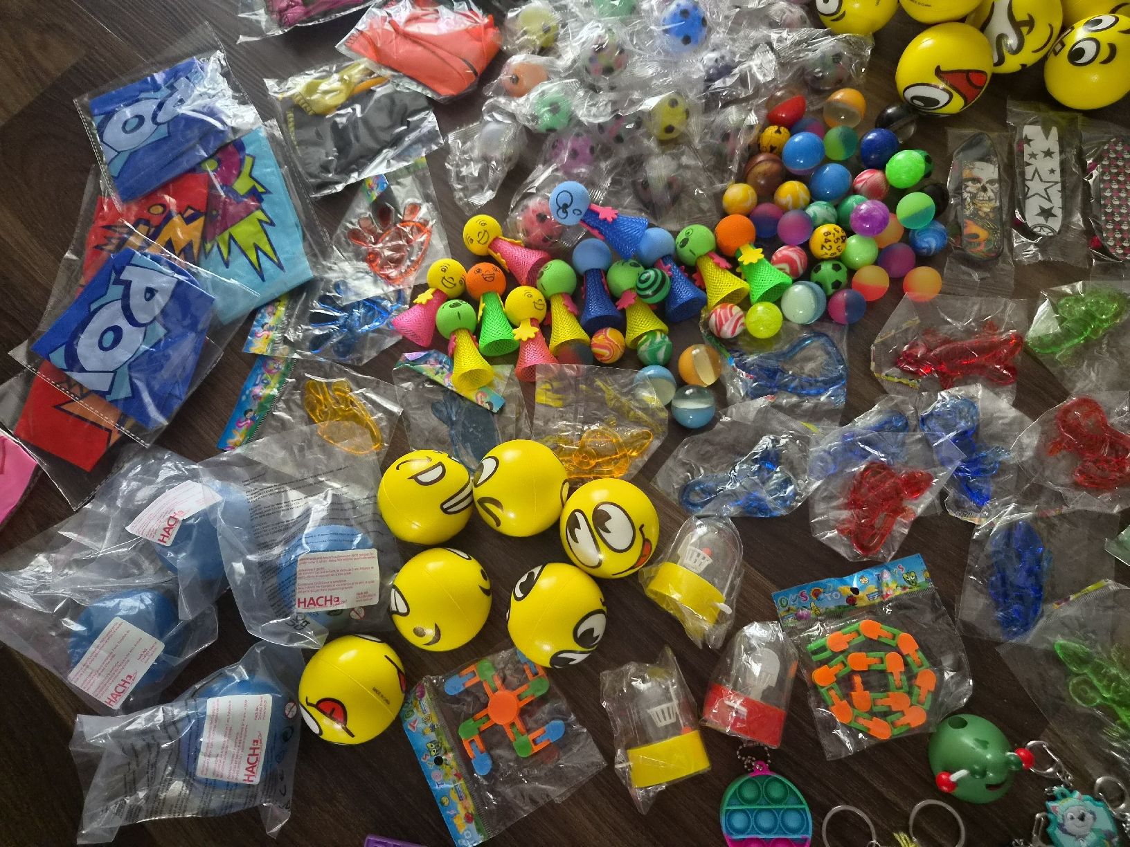 Giocattoli: Kindergeburtstag Mitgebsel Mega Set NEU – Nuovo (secondo la descrizione) da Altishofen venduto da tammy05 8