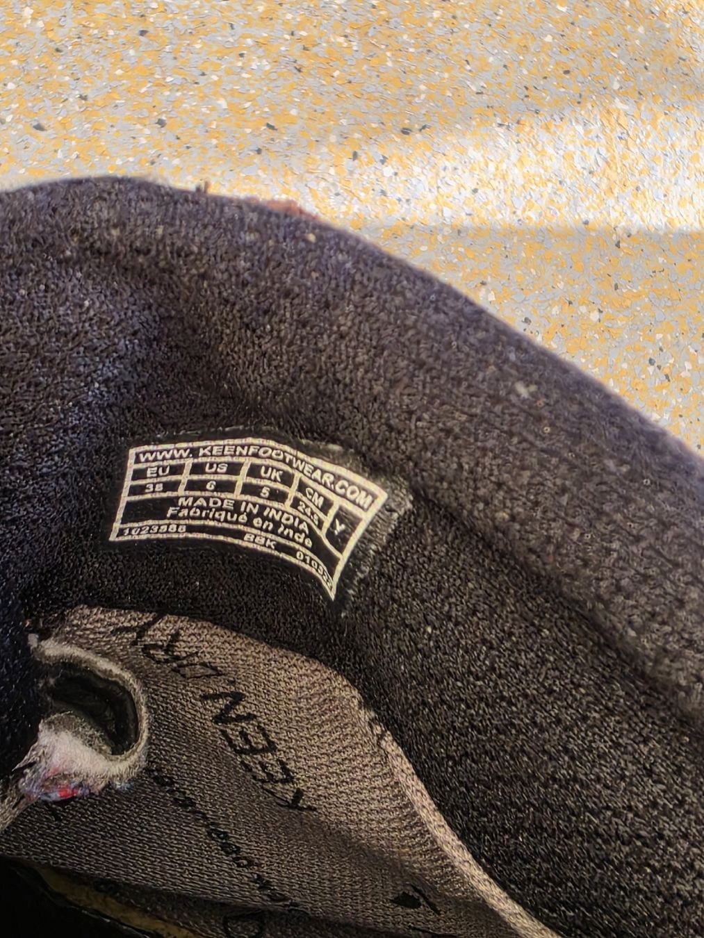 Keen Scarpe per ragazzi: Keen Schuhe Kinder Gr. 38  – Usato da Birmensdorf ZH venduto da eva_9hvs 4