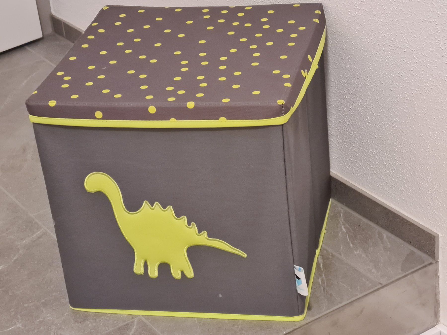 Cassapanche: Spielzeug Box/ Sitzhocker – Usato da Amriswil venduto da used2use