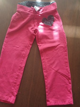 Kinderhose pink mit Herzmuster 
