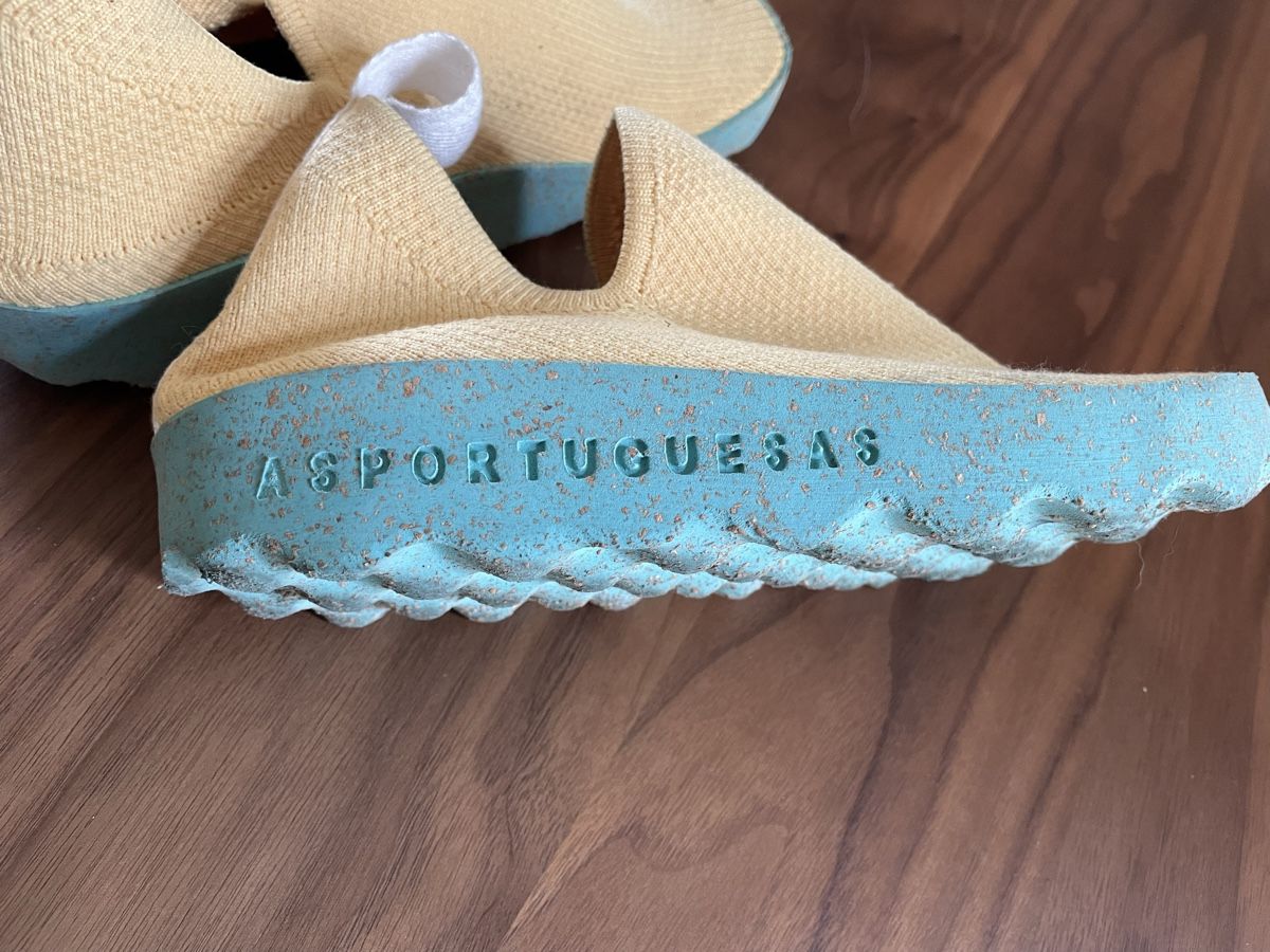 Damenschuhe: Sneaker Marke Asportuguesas – Gebraucht aus Basel von Gundeli-25 2