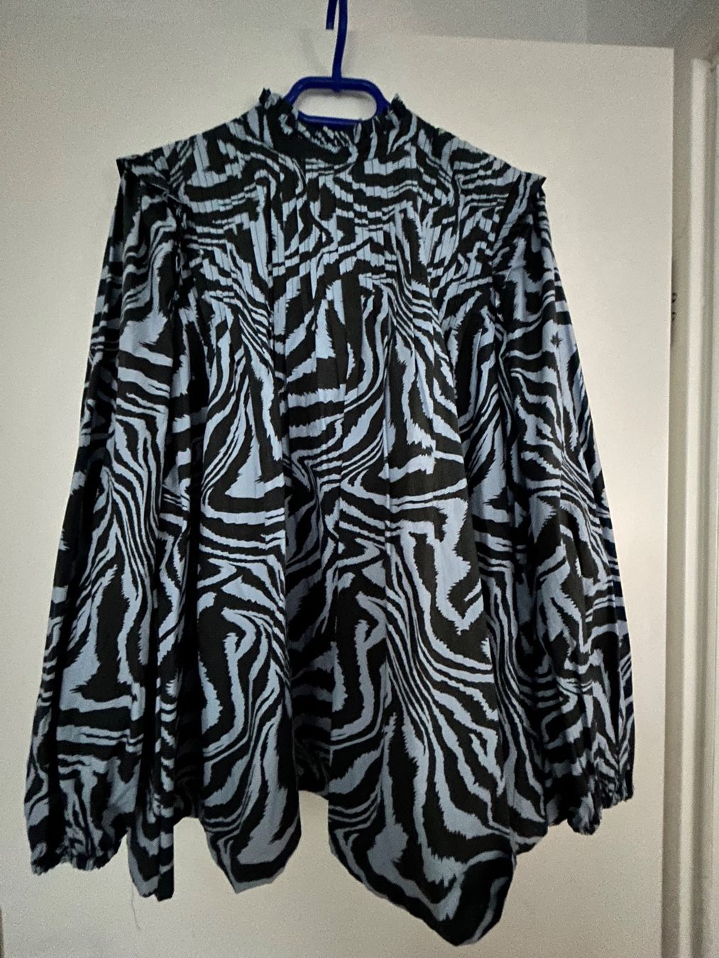 Ganni Camicette: Gianni Blouse Gr.S – Nuovo (secondo la descrizione) da Feuerthalen venduto da Anna_Swift 5