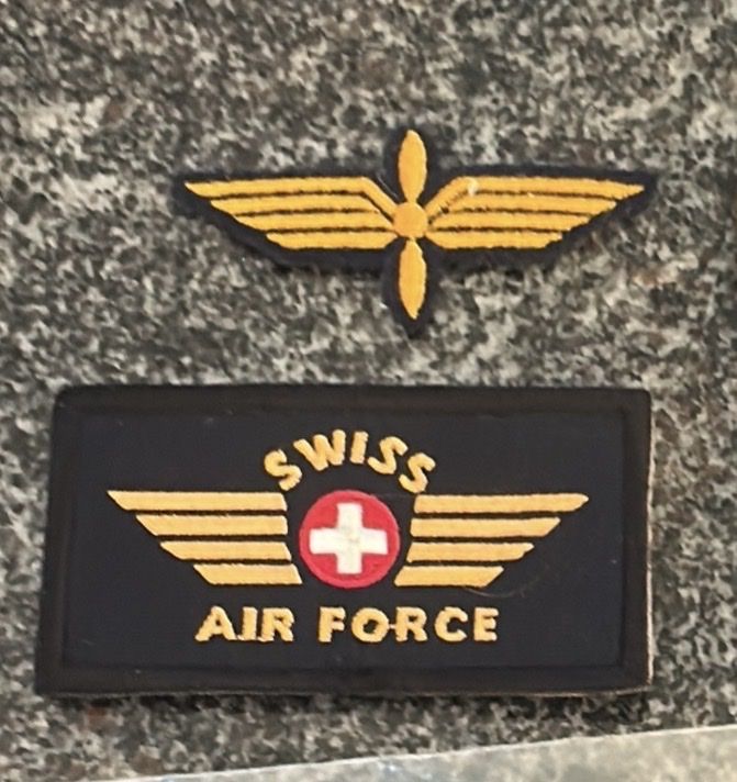 Armée suisse Insignes: Armee – D'occasion à Morbio Inferiore par Ecod