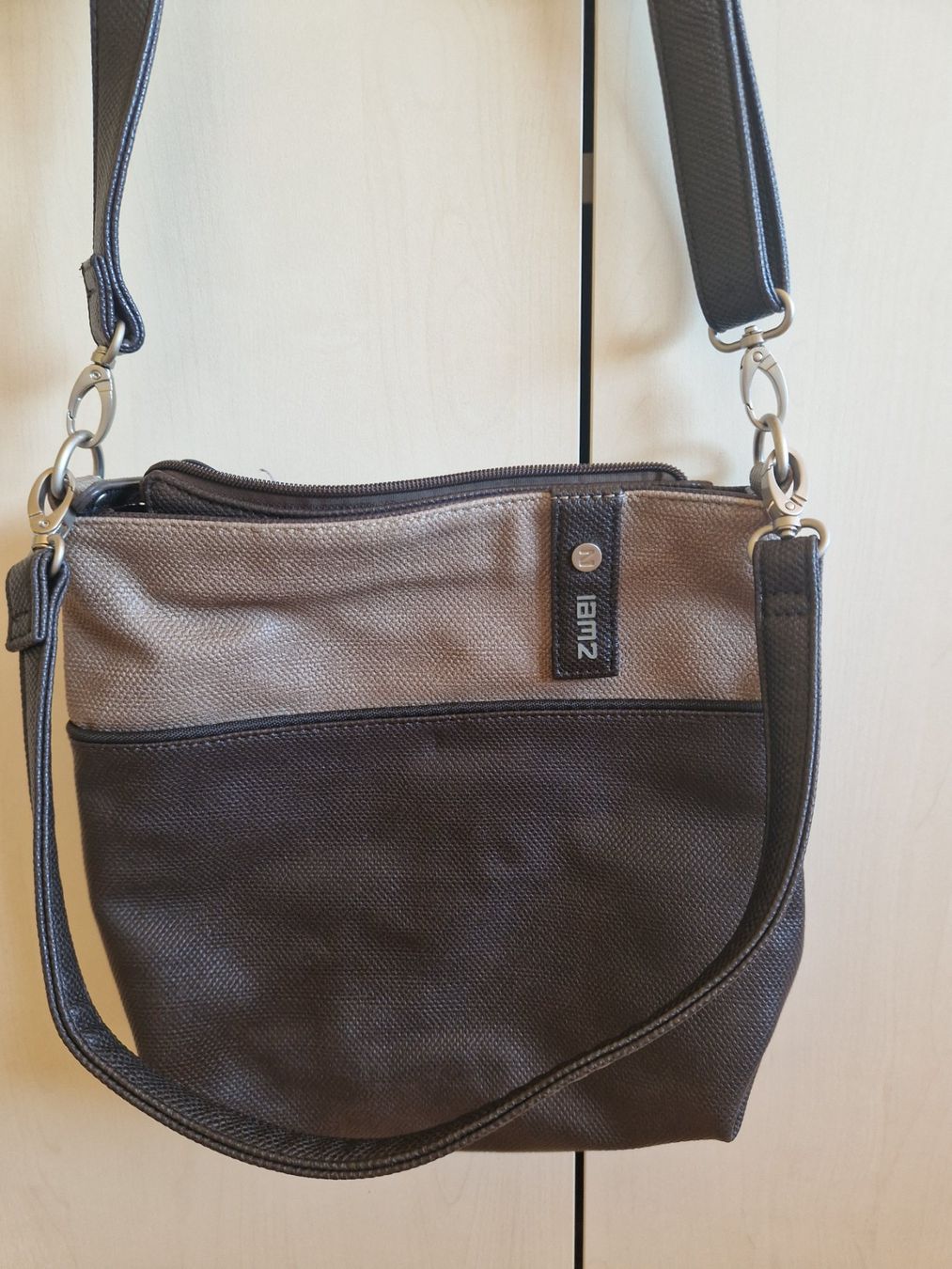 Zwei Borse da donna: Umhängetasche / Tasche / Handtasche ZWEI – Usato da Giswil venduto da movo08