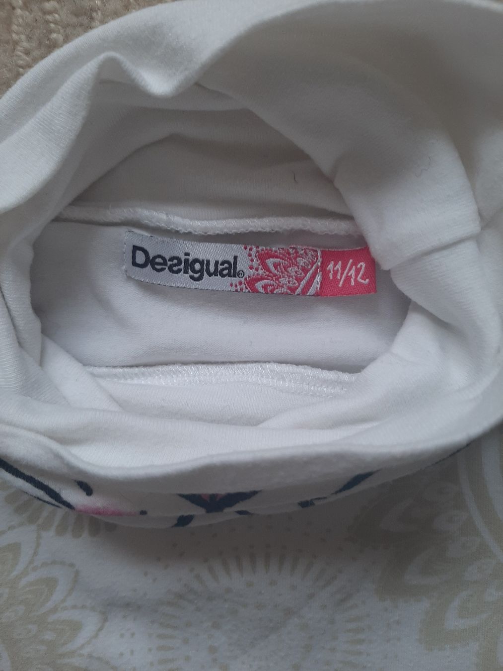 Desigual Kleiderpakete & -sets: Desigual Rollkragenpullis – Neu (gemäss Beschreibung) aus Lausanne von ftrevaz 3