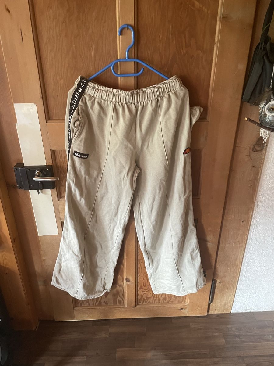 Pantaloni: Beige Trainerhose – Nuovo (secondo la descrizione) da Lenk im Simmental venduto da banane50626