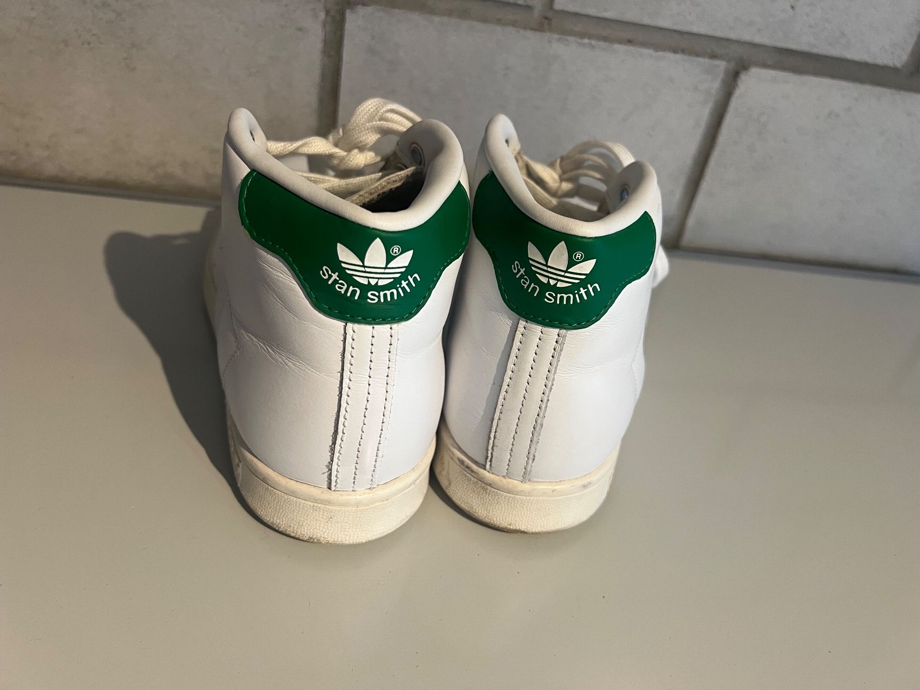 Adidas Scarpe da donna: Stand Smith Adidas Schuhe Gr 39.5 – Usato da Biel/Bienne venduto da Jobu03 2