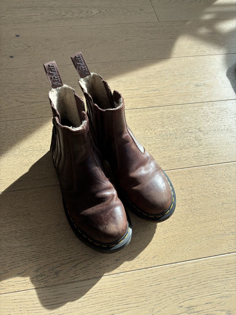 Dr. Martens Herrenschuhe: Bottes Dr. Martens marron 40 – Gebraucht aus Bulle von ste_t2ng