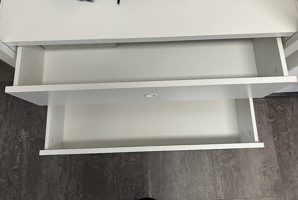 Guardaroba: Garderobe Ikea weiss – Usato da Vaduz venduto da alina_hasler 2