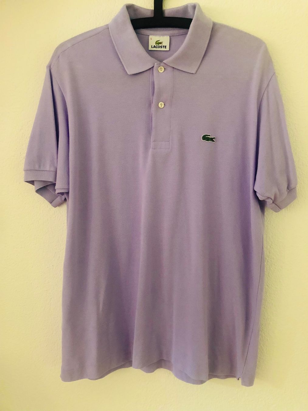 Magliette Polo: Lila Polo Shirt Lacoste Grösse 5 – Usato da Oberwil BL venduto da HappyWifeHappyLife