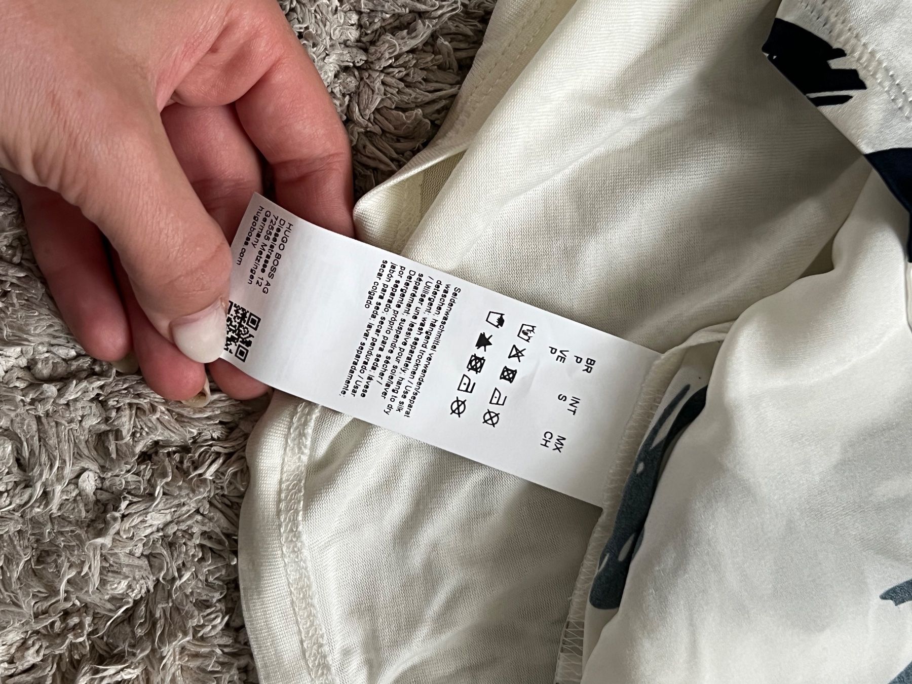 Hugo Boss Blusen: Damen Bluse BOSS (silk, new) – Neu und originalverpackt aus Sattel von Zlata1 2