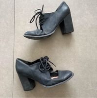 Cute and comfortable heels size 40 - preppy style