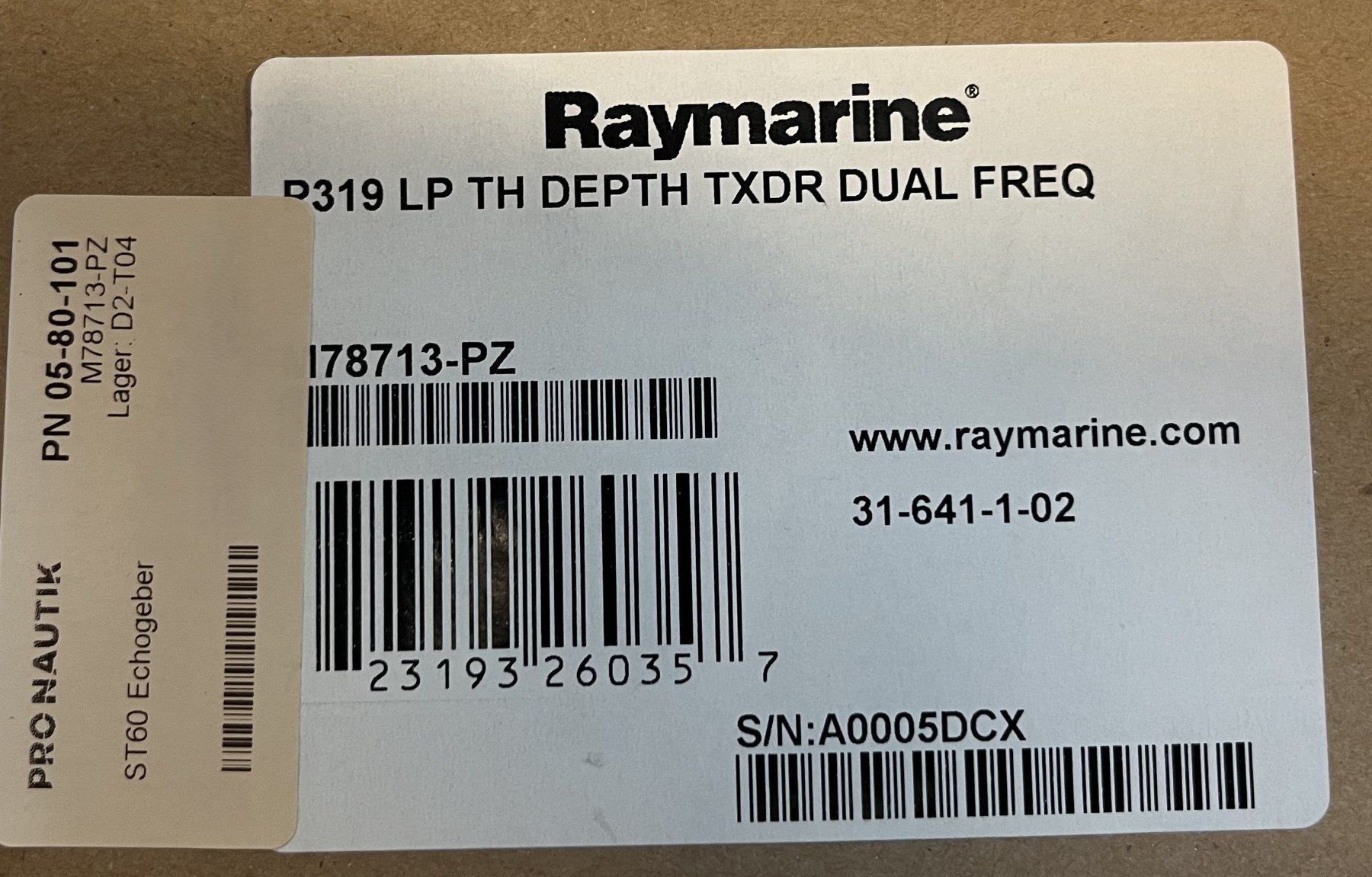 Accessori: Kunststoff-Durchbruchgeber P319 von Raymarine – Nuovo (secondo la descrizione) da Romanshorn venduto da proNautik 2