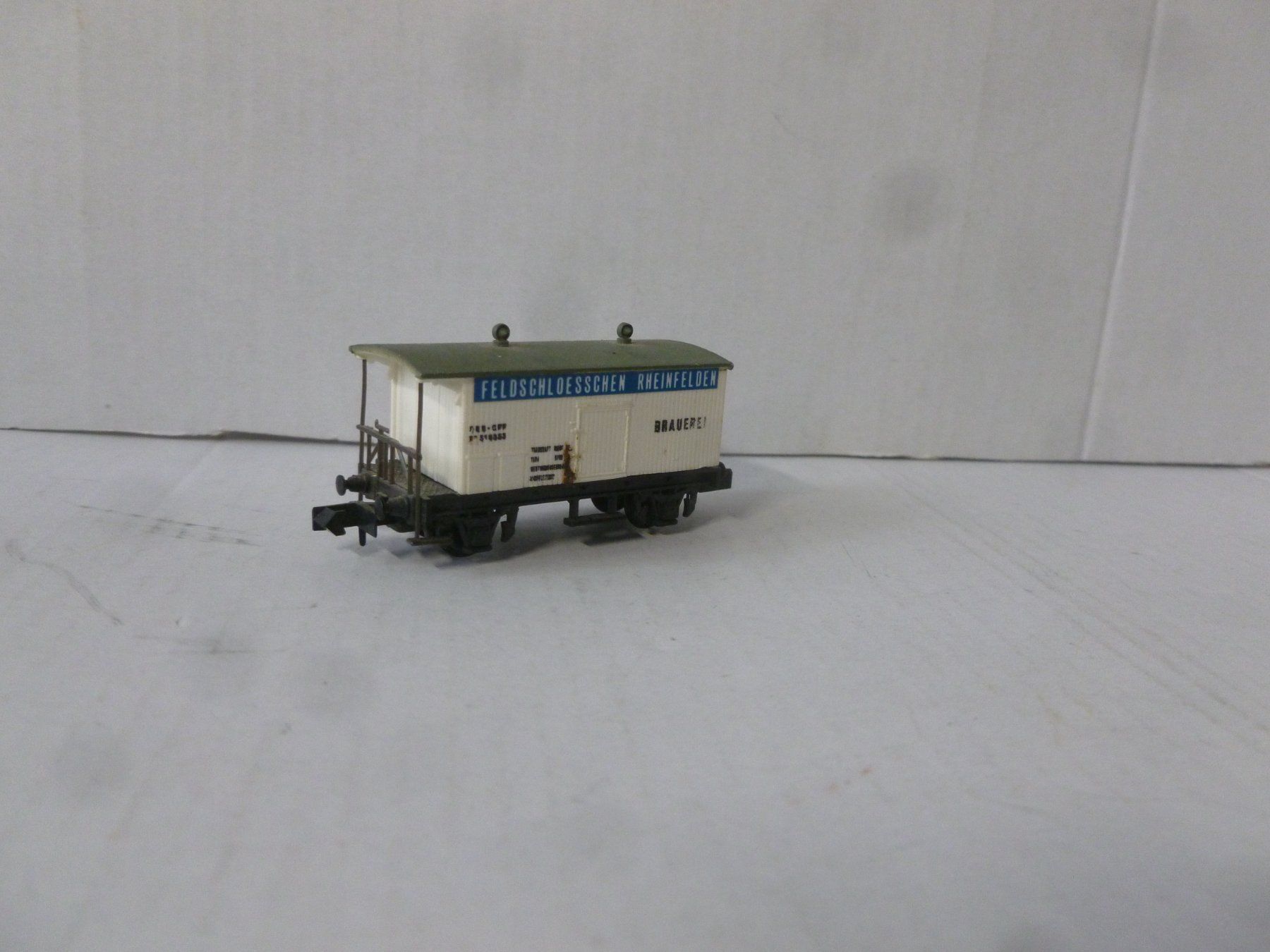 Hobbytrain Modellini di ferrovie: Hobbytrain N Sputnik m. 3 Güterwagen – Usato da Bubikon venduto da Br103er 2