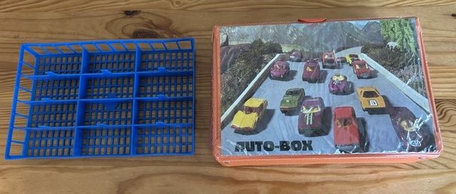Corgi Toys Modellini d'auto: Modellautos 14 Corgi Juniors / 5 Matchbox mit Box – Usato da Wallisellen venduto da Aurorasun 1