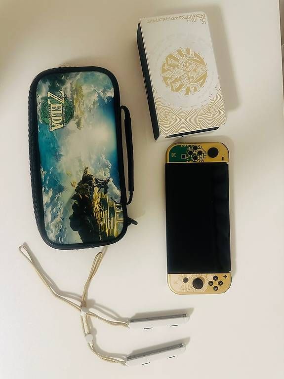Konsolen: Nintendo Switch Zelda Edition – Gebraucht aus Emmen von saf_jx22