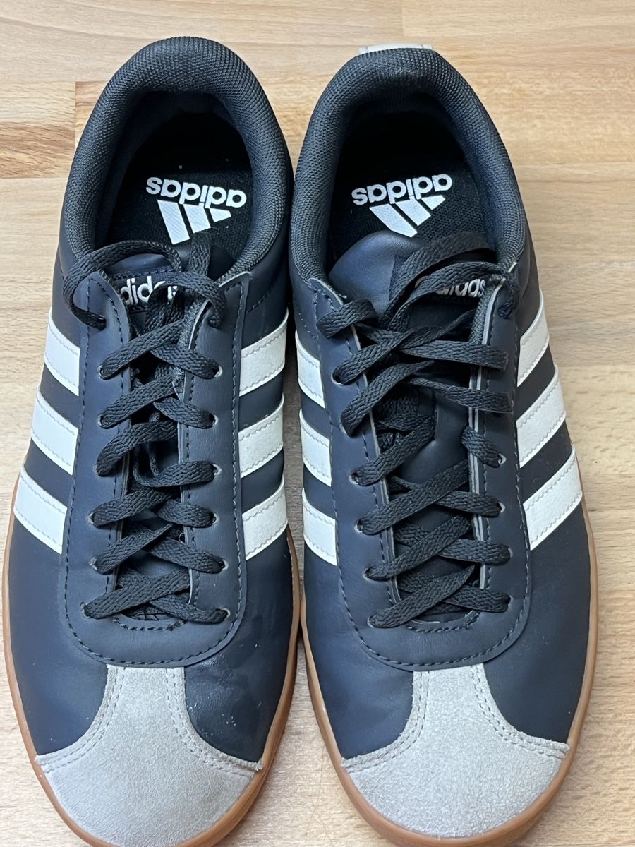 Adidas Scarpe da uomo: Adidas Turnschuhe Grösse 38 – Usato da Winterthur venduto da Nanole 1