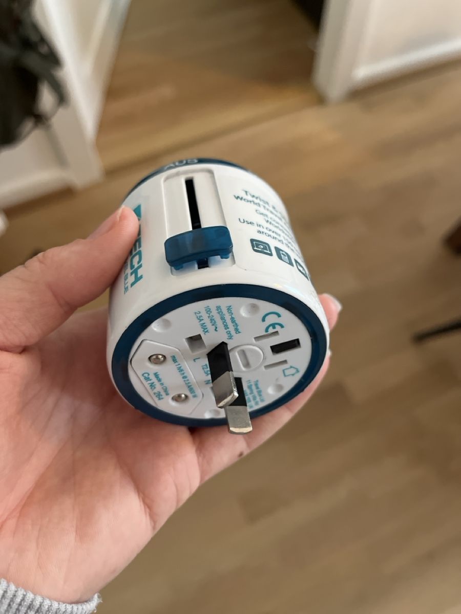 Laufwerke & Adapter: Adapter Welt – Gebraucht aus Zürich von Alindae 3