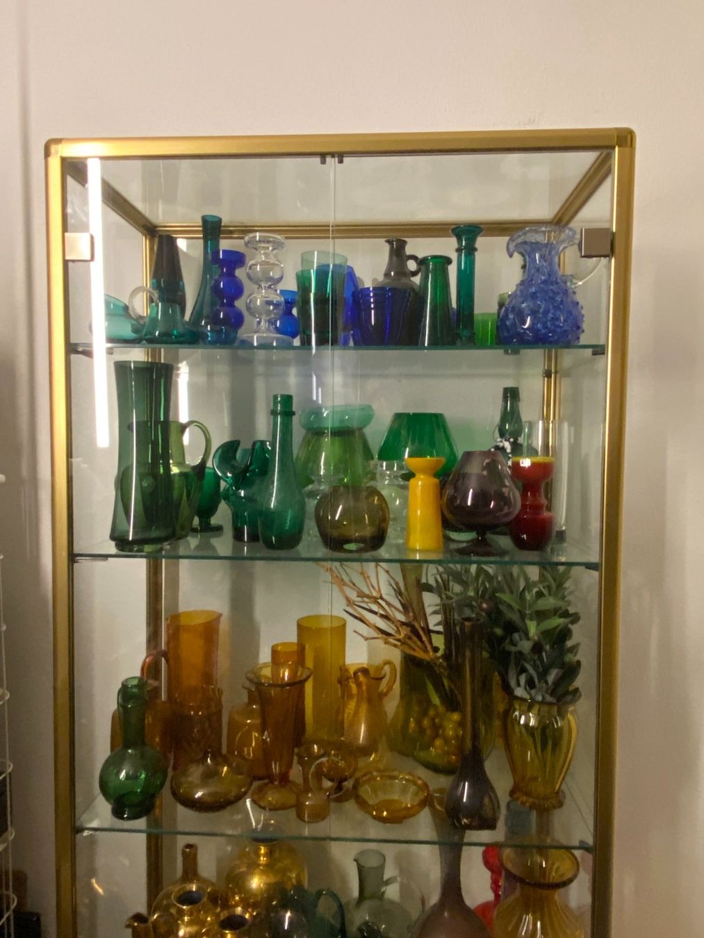 Vetrine: VITRINE GOLD | DOREE - MID MODERN - SELTEN | RARE !!! – Usato da Zürich venduto da dechezlouve