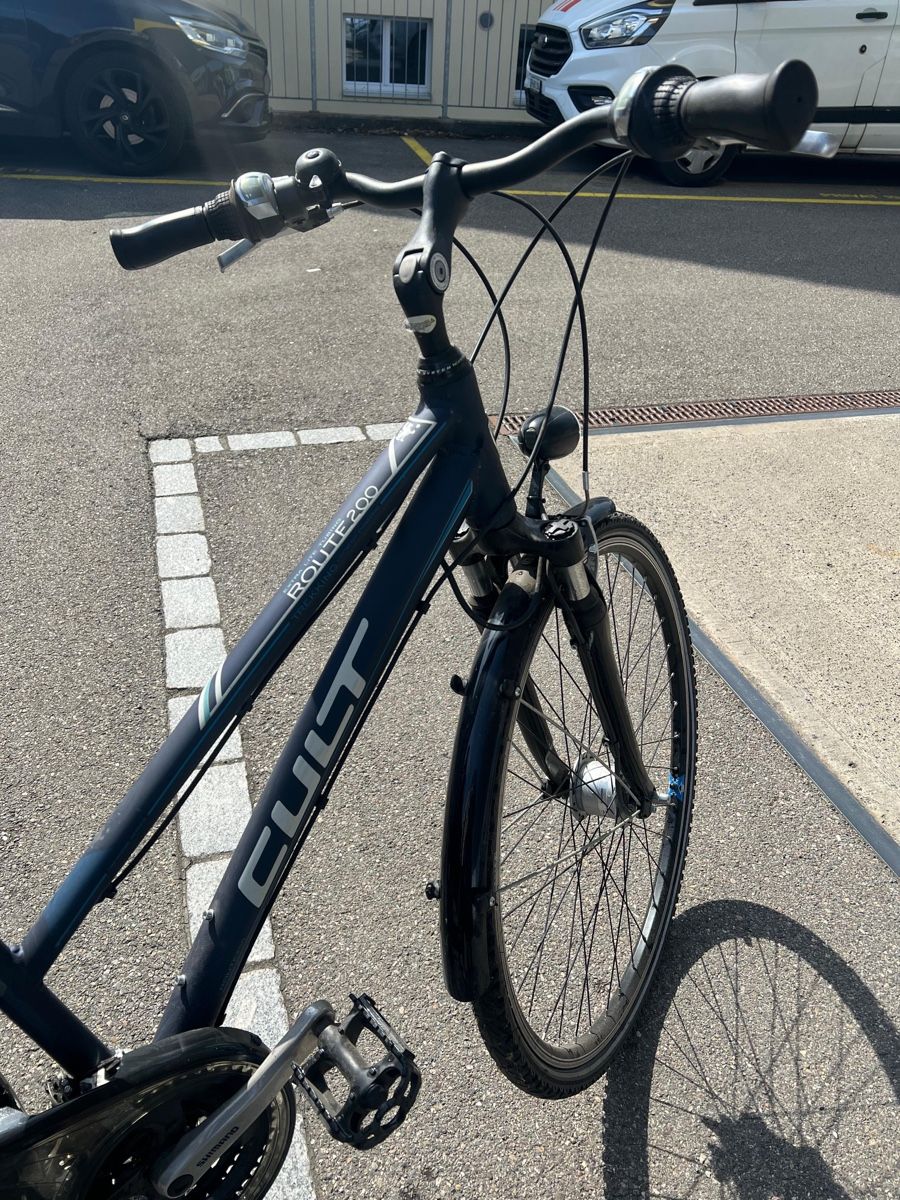 Velos: CULT Damen Trekking Bike – Gebraucht aus Rickenbach Sulz von cla_g2lf 3