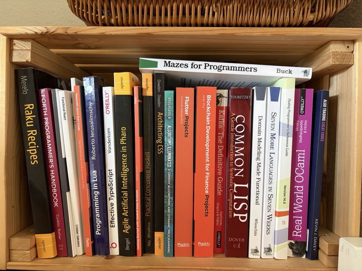 Livres: AI, Lisp, Raku, OCaml, Kafka, TypeScript, Lua, Flutte – D'occasion à Baar par annasorbian