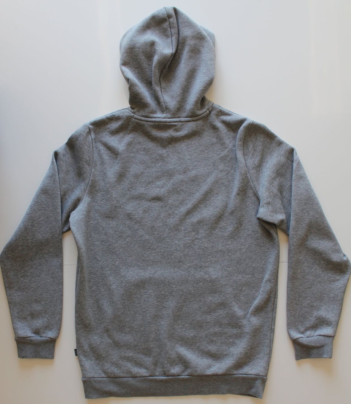 Puma Maglioni & Felpe: Pull à capuche Puma gris t.S – Usato da Peseux venduto da Gilloss 4