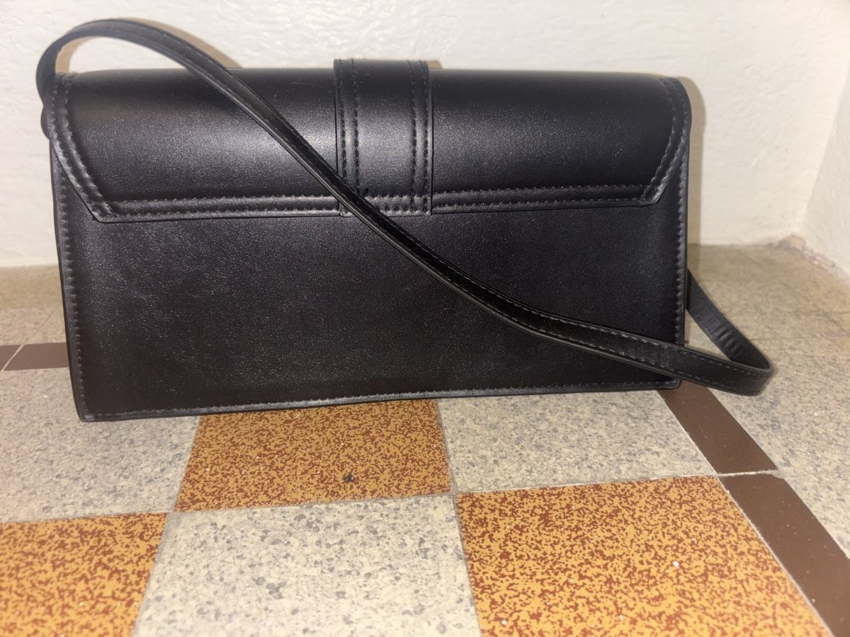 H&M Borse da donna: Sac noir y2k H&M – Usato da Lausanne venduto da CamCam11 1
