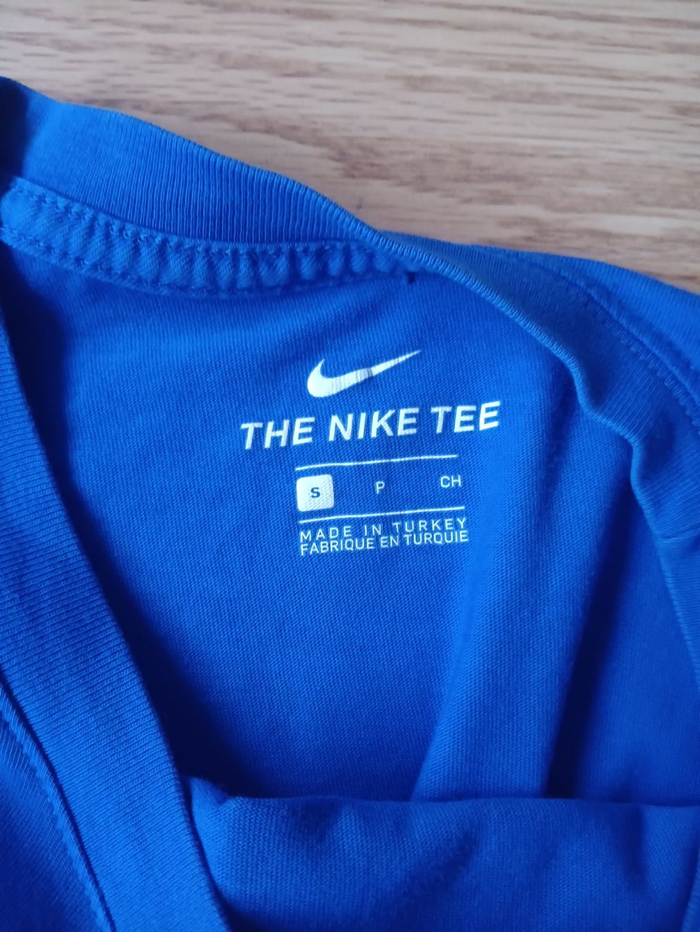 Nike T-shirt: T shirt Nike – Usato da Neuchâtel venduto da den_7x9p 1