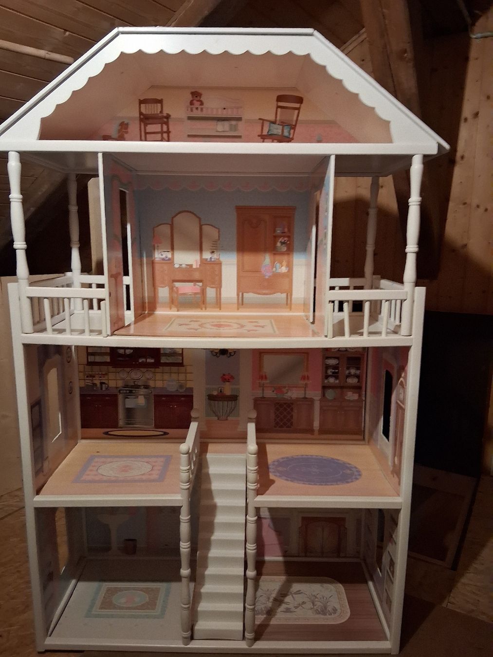 Case e mobili per bambole: Puppenhaus KidKraft  – Usato da Schwellbrunn venduto da corluk
