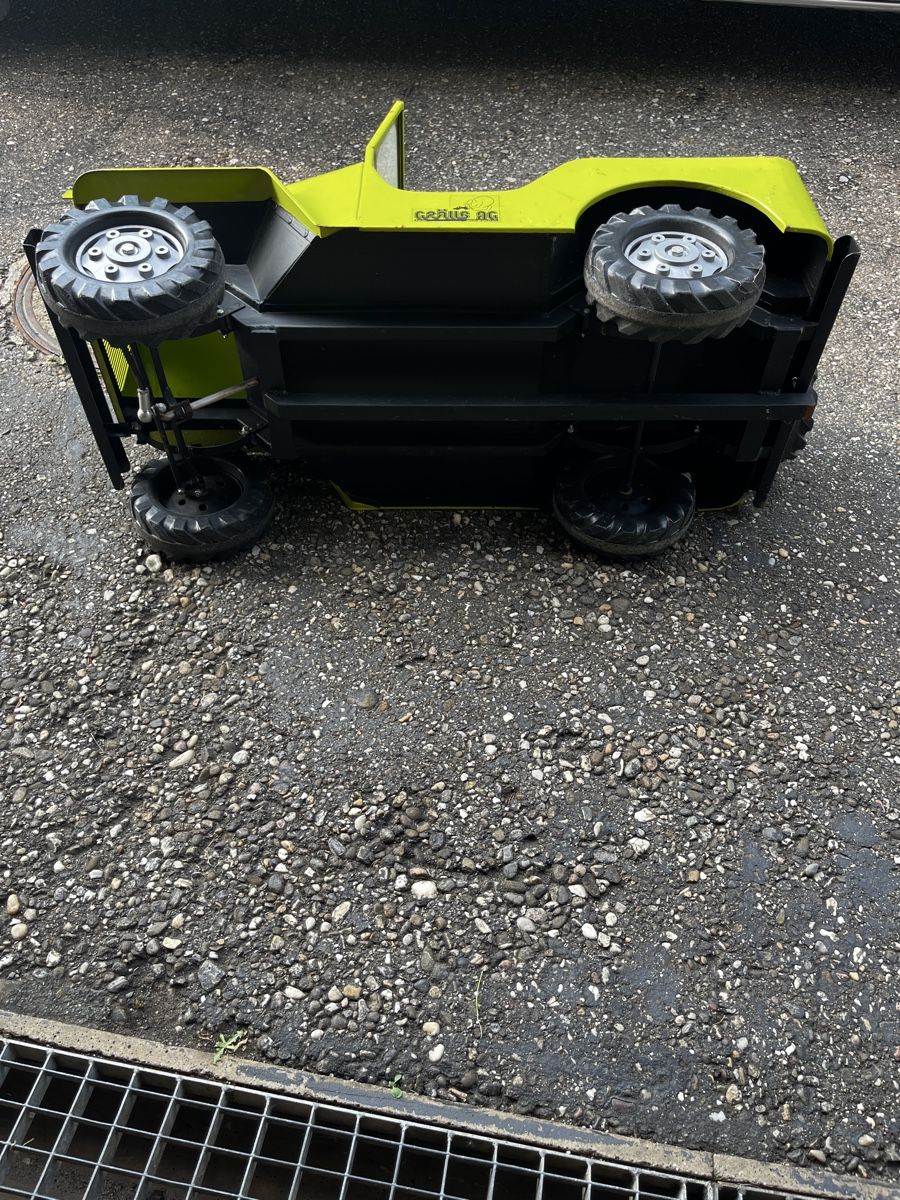 Veicoli per bambini: Kinderauto aus Blech – Usato da Safenwil venduto da Shelby001 1