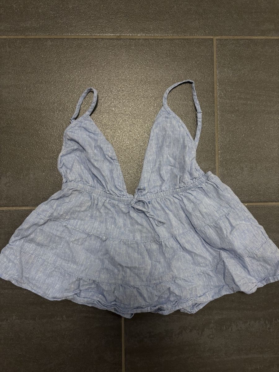 Brandy Melville Tops: Brandy Melville Linen/Cotton Top S – Gebraucht aus Rümlang von svent 1
