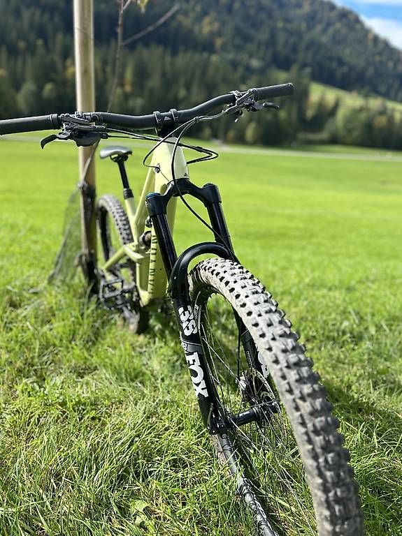 Velos: Canyon Torque Mullet CF 8 2022 – Gebraucht aus Sevelen von ue5 4