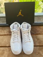 Nike Air Jordan 1 Tripple White Grösse 42.5