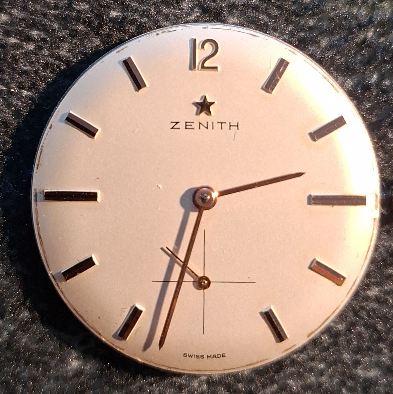 Zenith Montres: mouvement zenith – D'occasion à Roche VD par Monde001