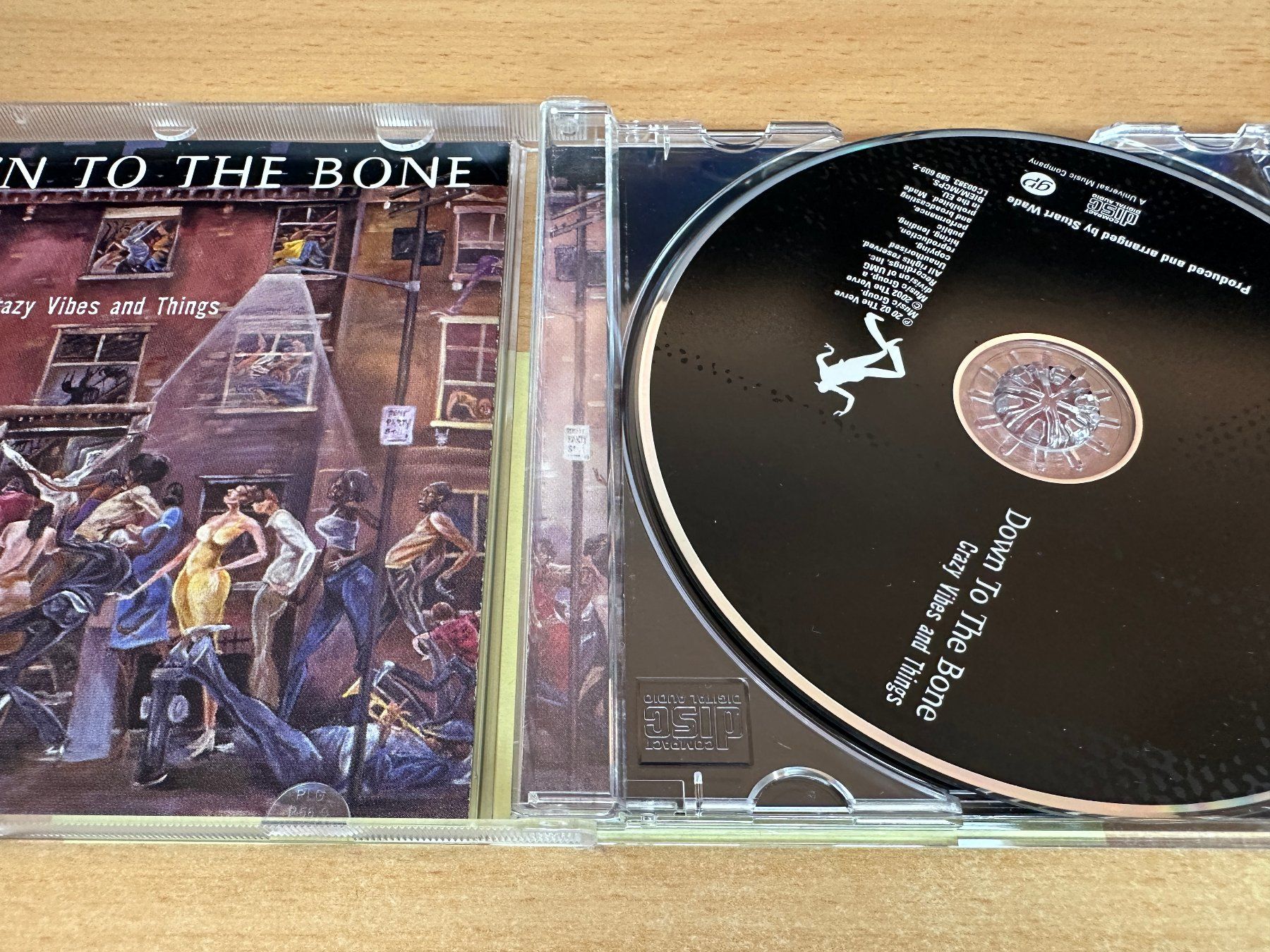 CD: Down To The Bone – Crazy Vibes And Things – Usato da Rikon im Tösstal venduto da Alpenmutz 2