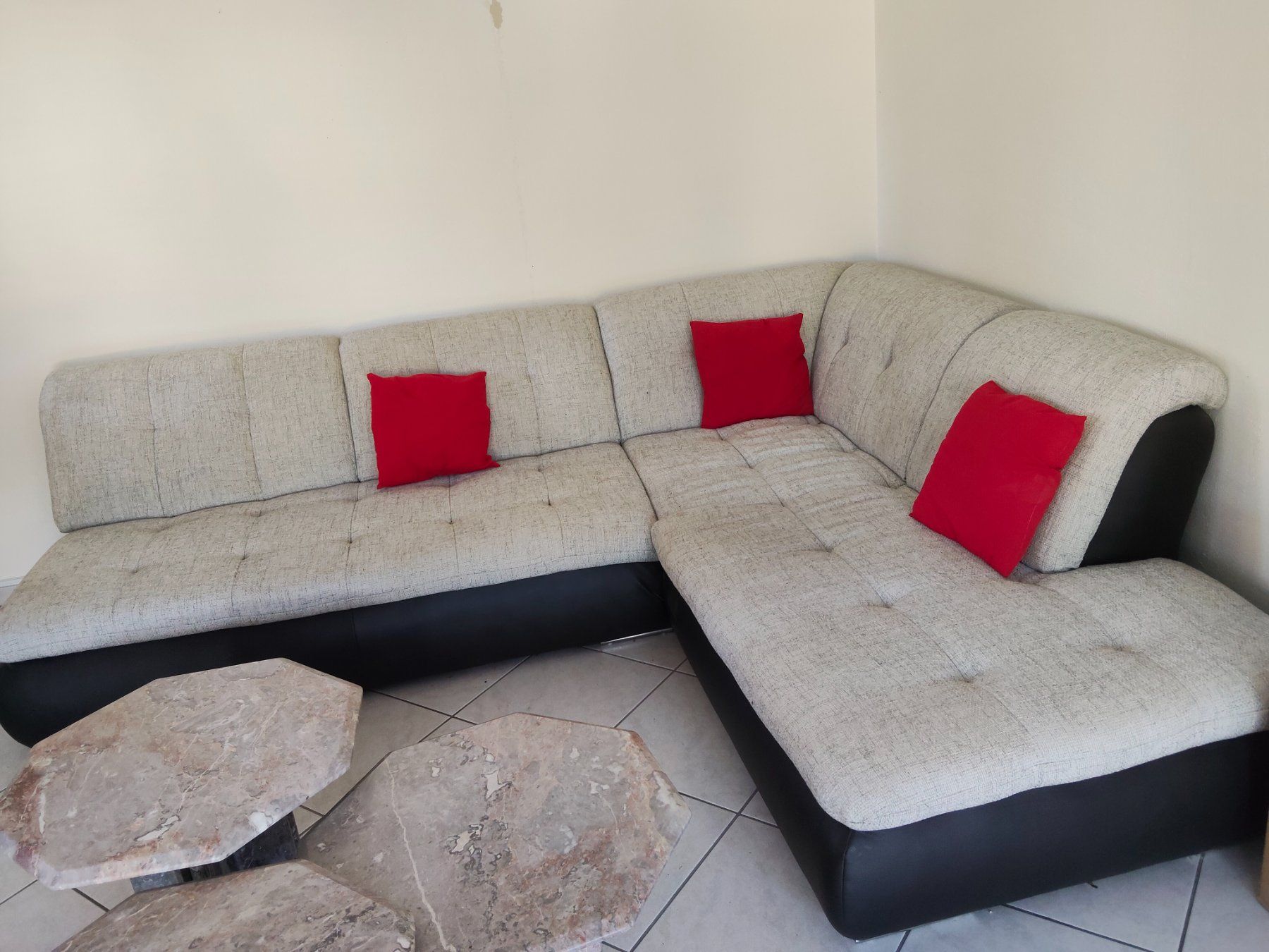 Sofas: Ecksofa – Gebraucht aus Triengen von RealX