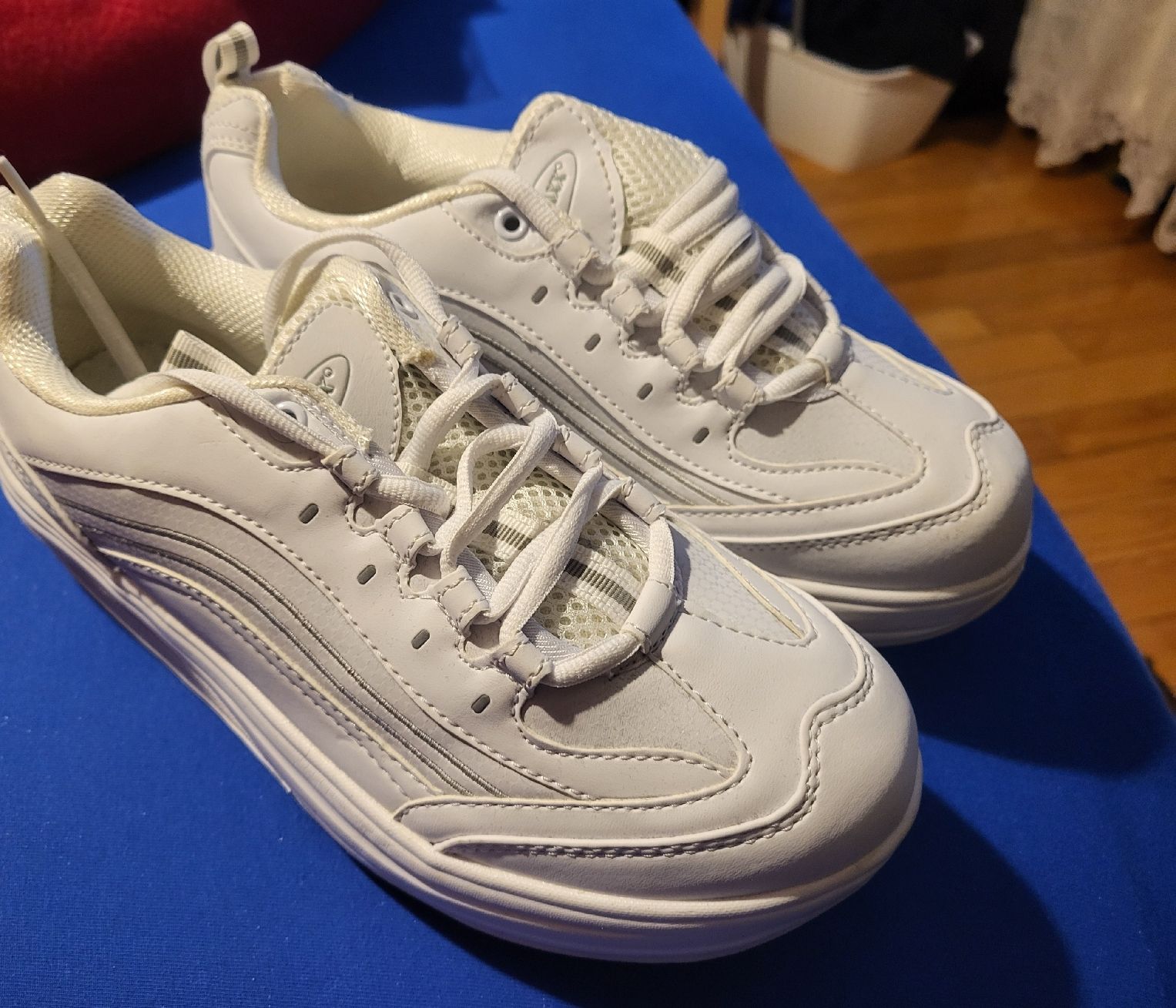 Scarpe da donna: Halbschuhe – Nuovo e nell'imballaggio originale da Winznau venduto da Diabetes
