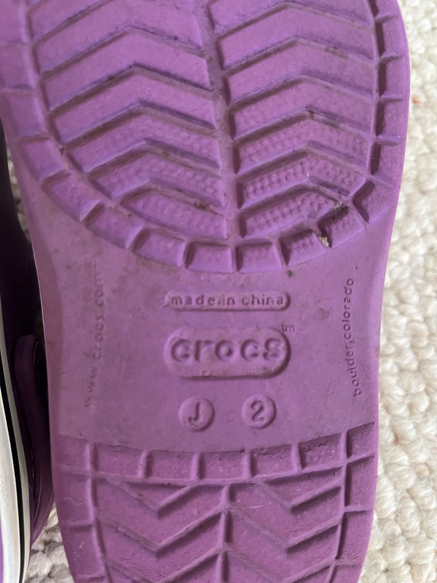 Crocs Schuhe für Mädchen: Crocs J2 / 33-34 – Gebraucht aus Genthod von Bilibi 5