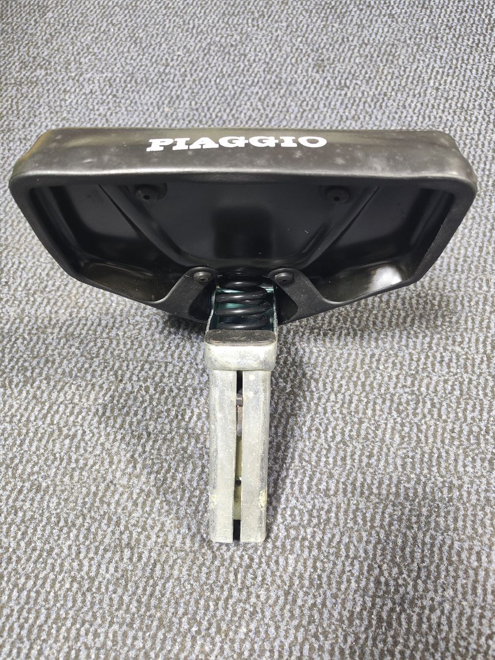 Piaggio Parti ricambio per ciclomotori: Sattel Piaggio  **Original** – Nuovo (secondo la descrizione) da Neuendorf venduto da Dertovo 1