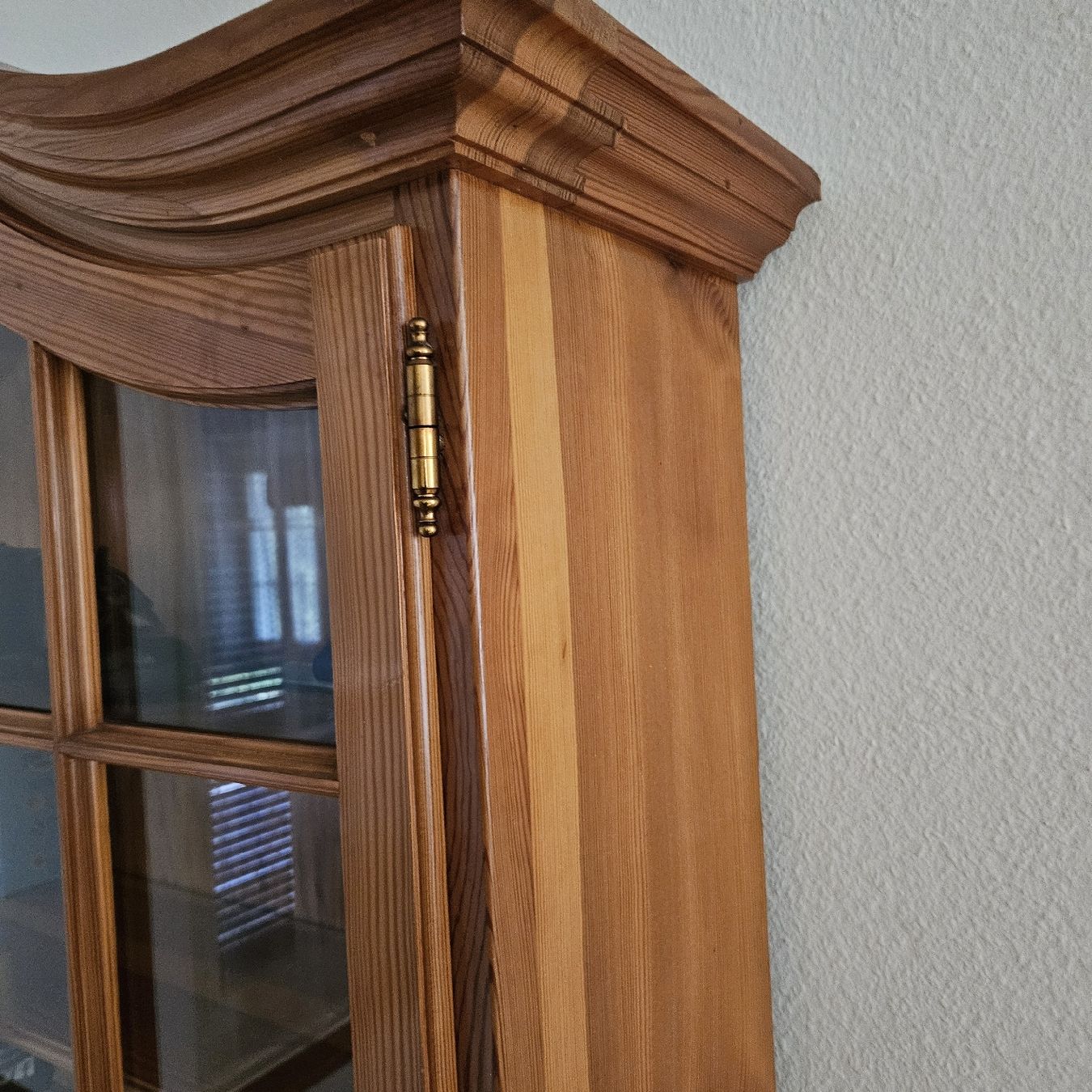 Armadi: Schrank mit Vitrine  – Usato da Thun venduto da Engel114 3
