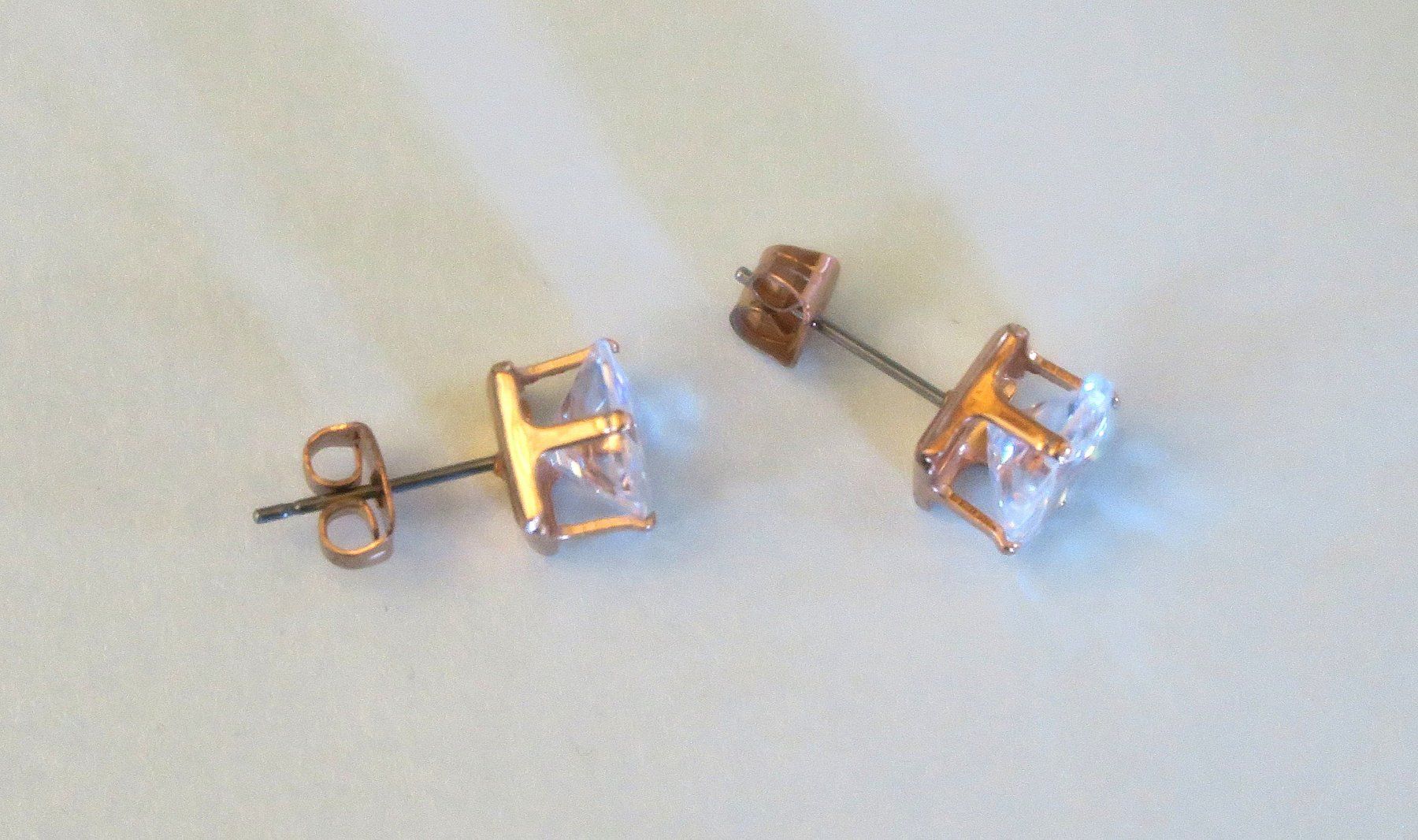 Orecchini pendenti & Orecchini a lobo: Ohrstecker mit Glasstein – Usato da Brittnau venduto da marlenestone 2