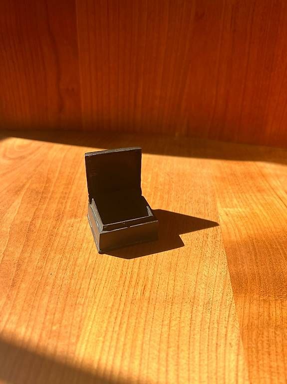 Coffrets à bijoux: Kleine quadratische Schmuckdose / Ringbox – D'occasion à Bern par nus_ppz8 1