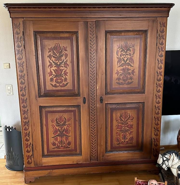 Armadi: Bauernschrank / Puureschrank – Usato da Winkel venduto da Chaefer69