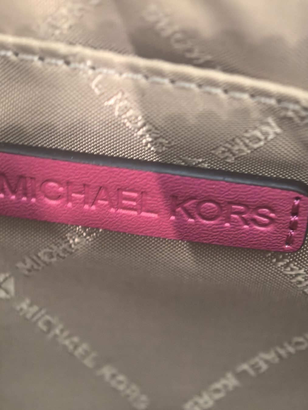 Michael Kors Borse da donna: Michael Kors jet set travel – Nuovo e nell'imballaggio originale da Bad Ragaz venduto da AKahlon 2