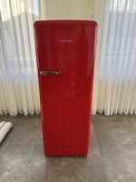 Fust Novamatic KS Oldi 218 Red Kühlschrank