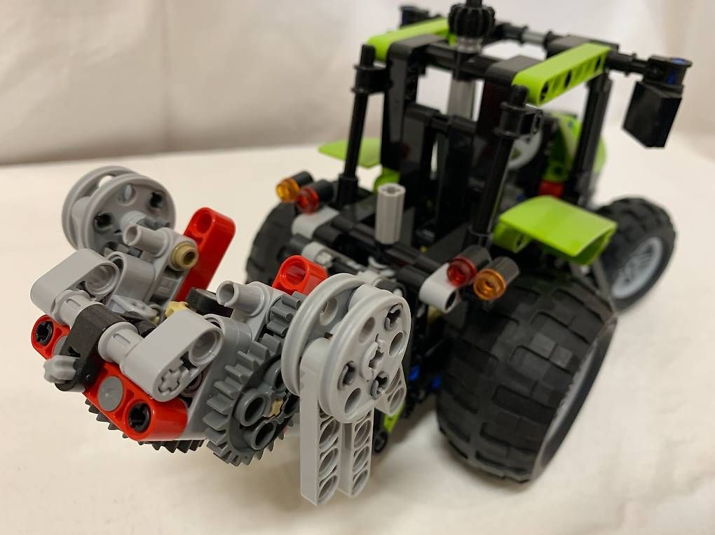 Lego Kit di costruzioni: Lego Technic Traktor – Usato da Meikirch venduto da meineangebote 1