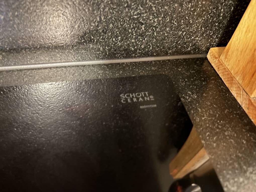 Servierplatten: Bosch table de cuisson à induction TOP – Gebraucht aus La Conversion von martianmelle 1