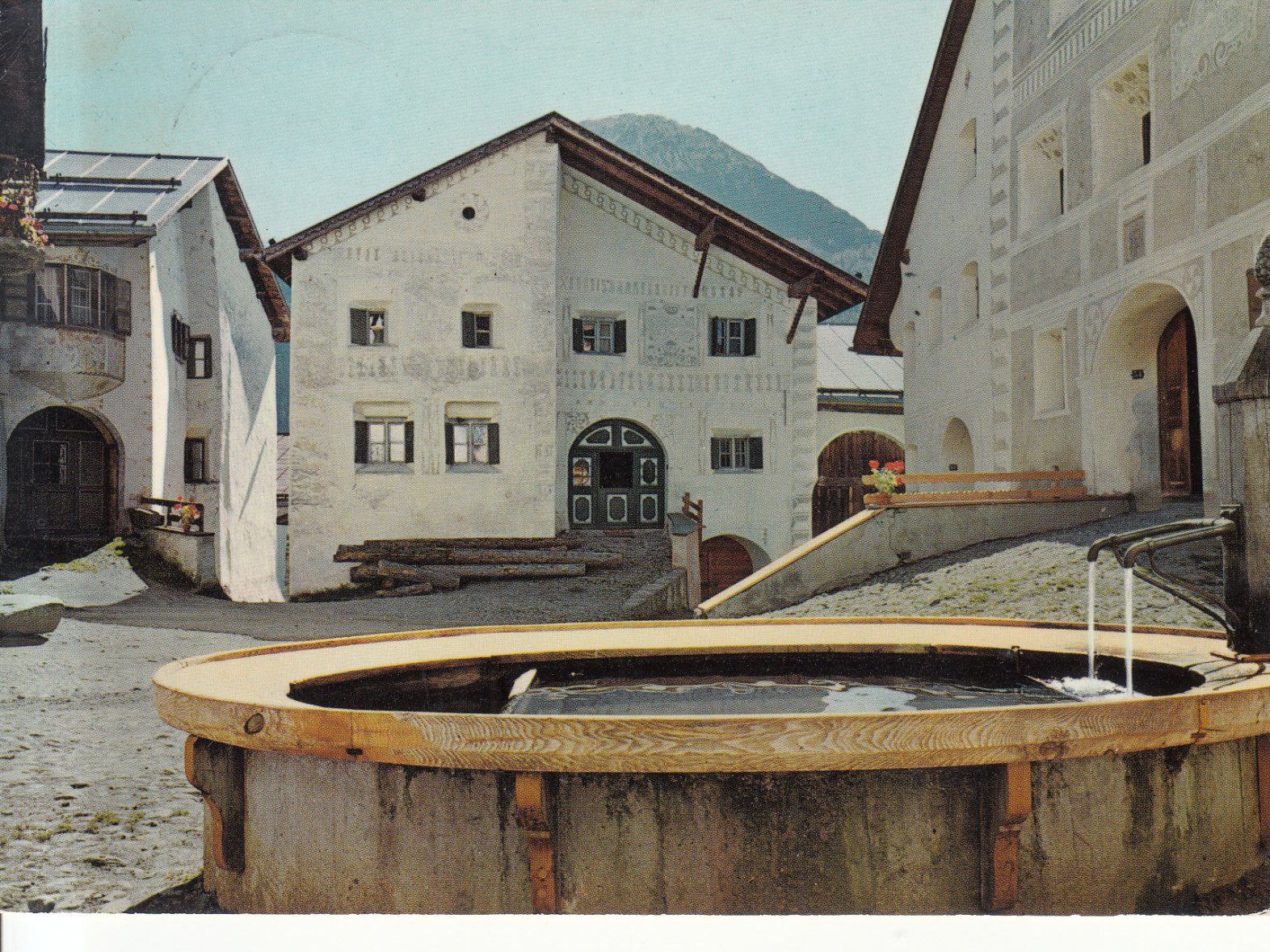 Cartoline postali: Guarda ca. 1970 – Usato da Bürglen TG venduto da StampGraf