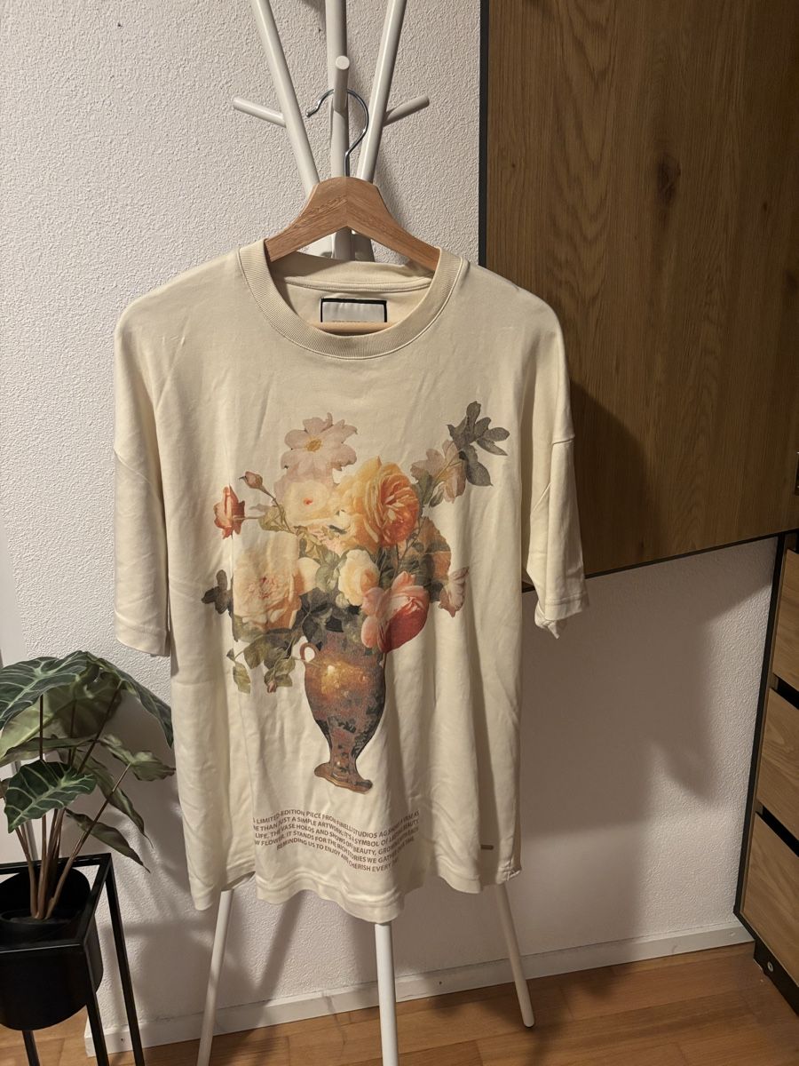 T-Shirts: T-Shirt Finelli – Gebraucht aus Rorschach von Mazzriki